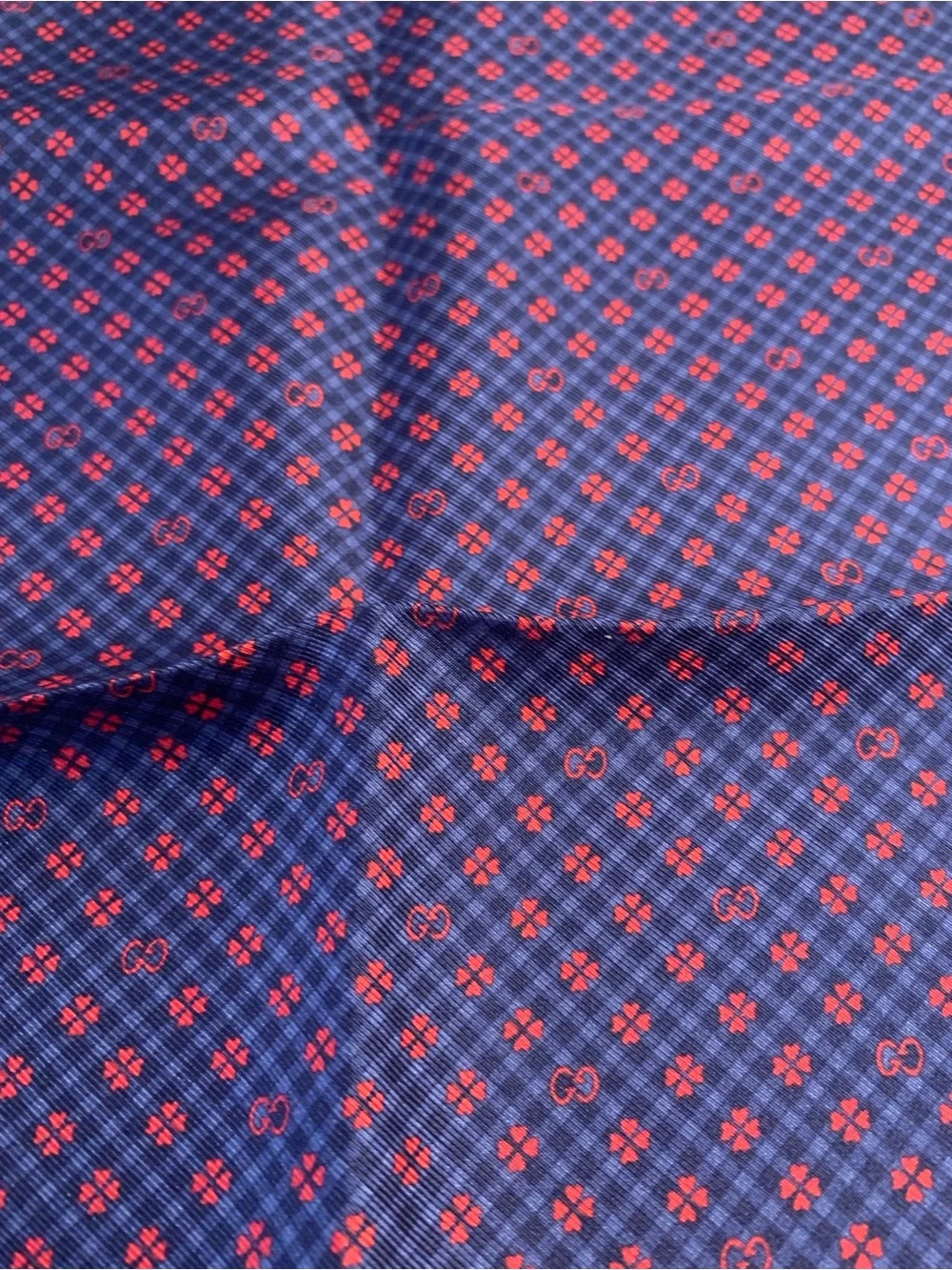 Gucci Men’s Navy and Red Patterned Silk Pocket Square